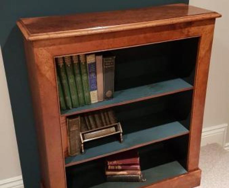 Superb Victorian Burr Walnut Bookcase - Image 2