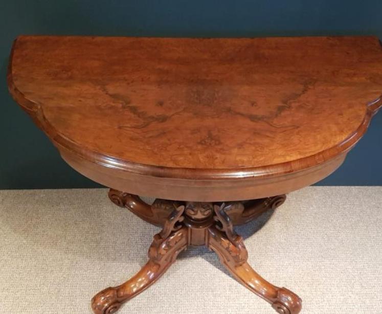 Fine Quality Victorian Burr Walnut Fold Over Top Table - Image 4