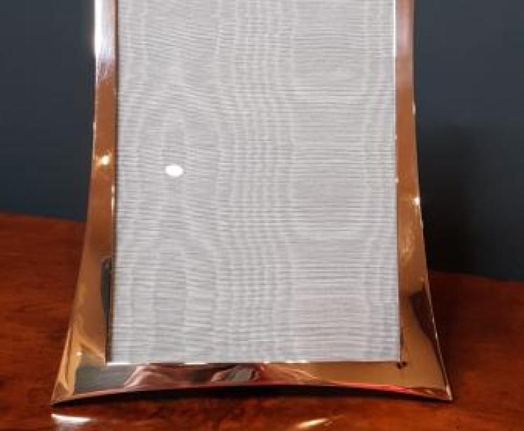 Large Antique George V Period Silver Photo Frame - Image 3
