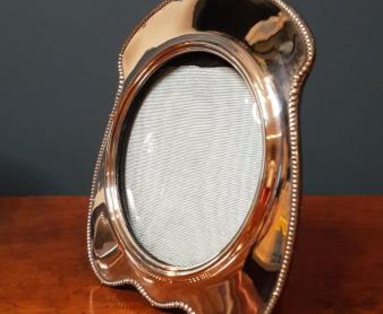 Matching Pair of Antique Edwardian Silver Photo Frames - Image 2