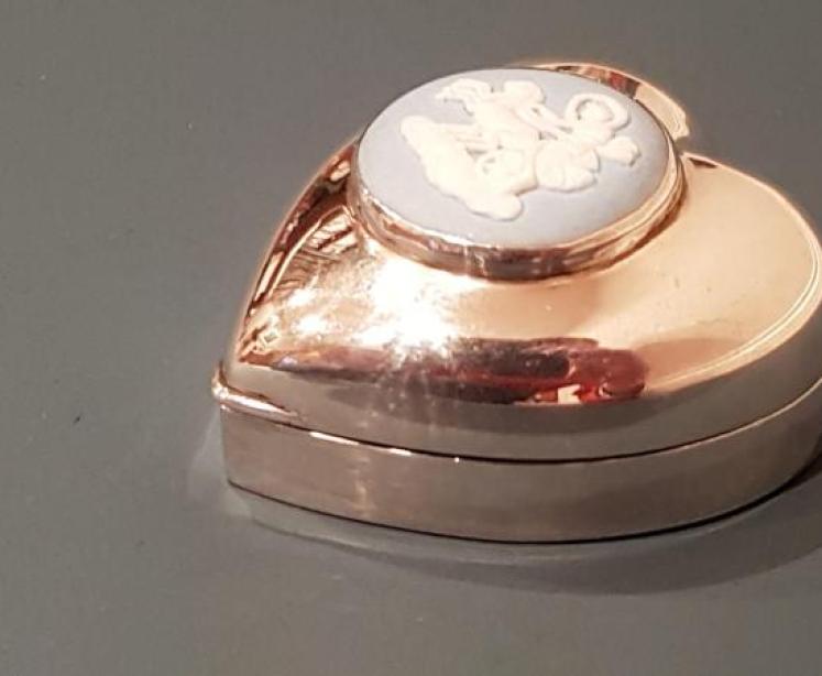 Antique Silver Heart Shaped Ring Box - Image 6