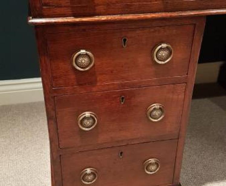 Antique Mid Victorian Oak Pedestal Desk - Image 5