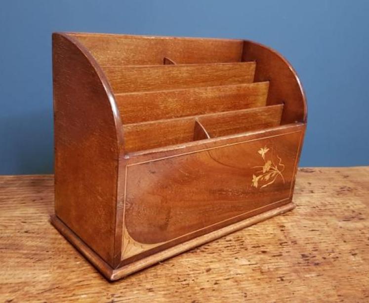Late Victorian Inlaid Mahogany Stationary Rack - Image 4