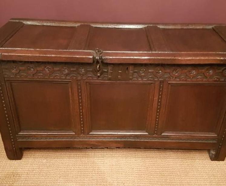 George I Period Oak Three Panel Coffer - Image 6