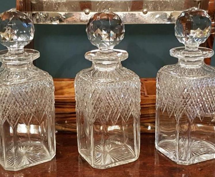 Antique Walnut Betjamann's Three Bottle Tantalus - Image 3