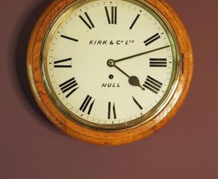 Victorian Oak Cased Hull Single Fusse Dial Clock - Image 1