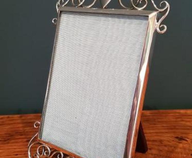 Superb Antique Silver Photo Frame  - Image 2