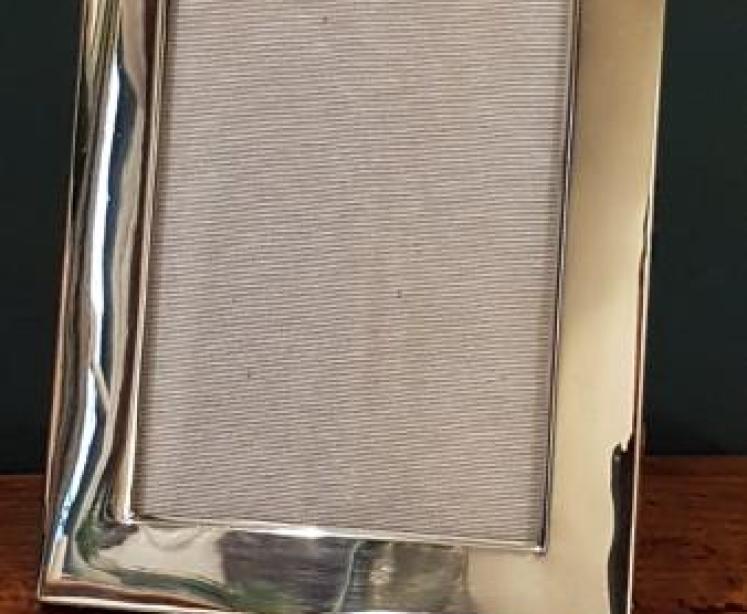 Antique Silver Arched Top Photo Frame - Image 1