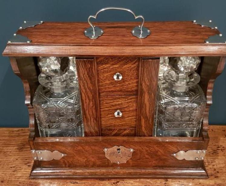 Superb Antique Oak Two Bottle Three Drawer Tantalus - Image 2