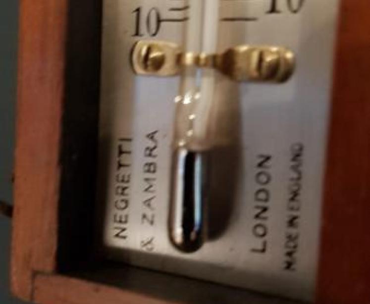 Antique Portable Thermometer by Negretti and Zambra - Image 6