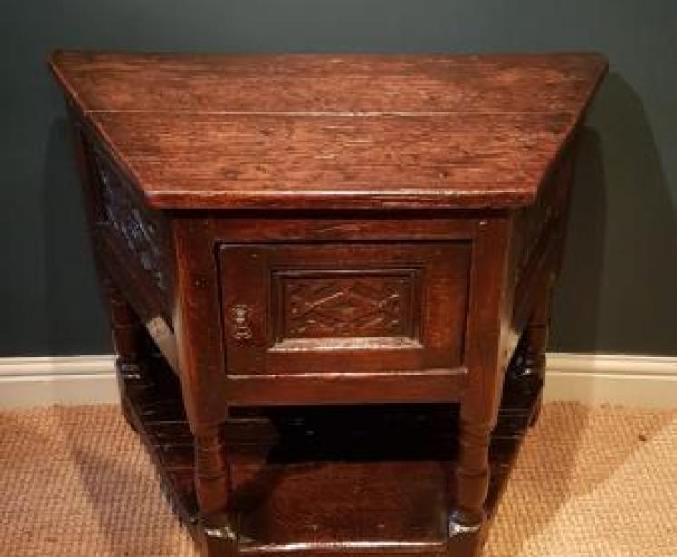 Early Period Antique Oak Credence Table.c.1700 - Image 1