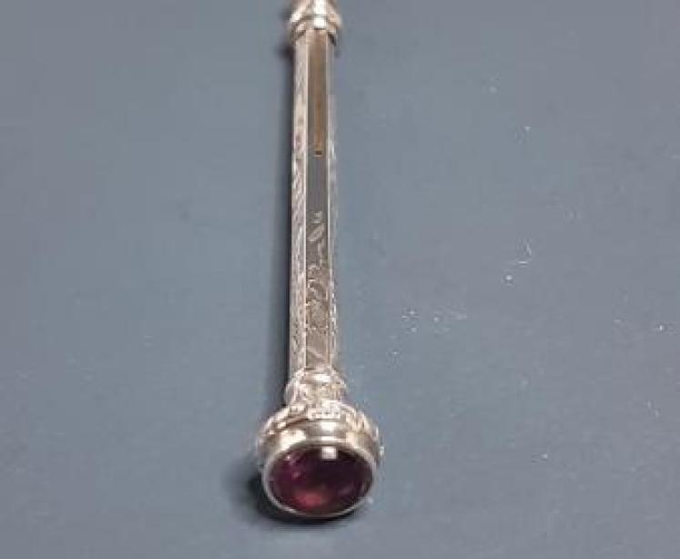 Victorian Engraved Silver Propelling Pencil - Image 2