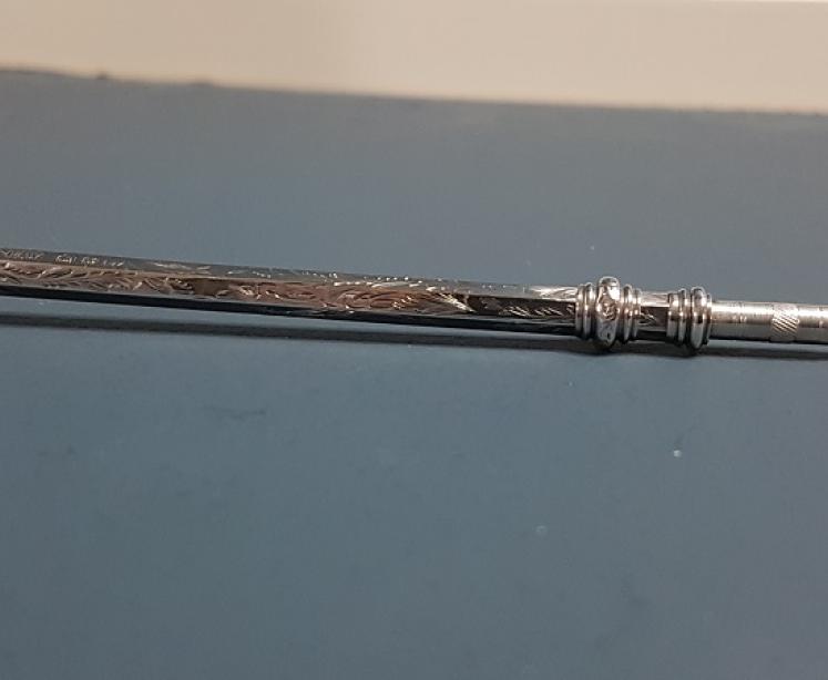 Victorian Engraved Silver Propelling Pencil - Image 3