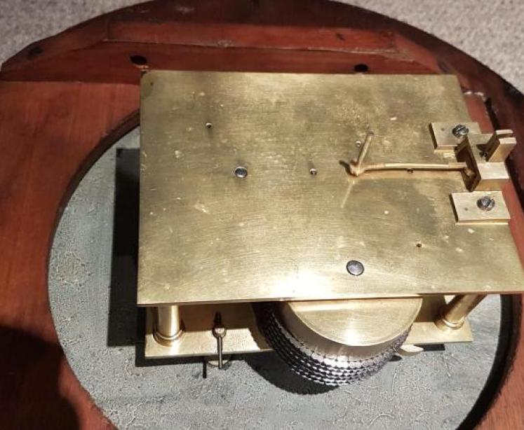 Antique Mahogany 8 Day Single Fusee Dial Clock - Image 5