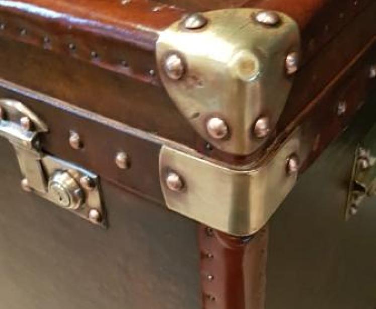 Superb Antique Leather and Brass Trimmed Trunk - Image 7
