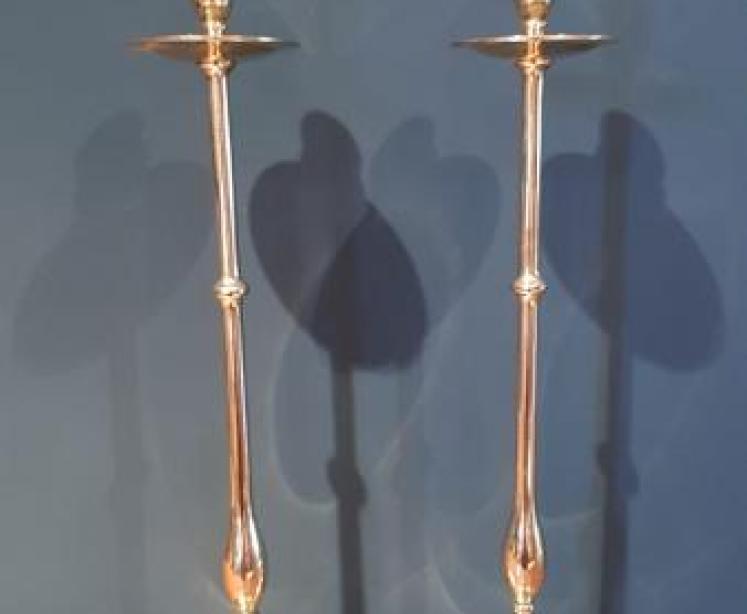 Pair of Slim Elegant Victorian Brass Candlesticks  - Image 1