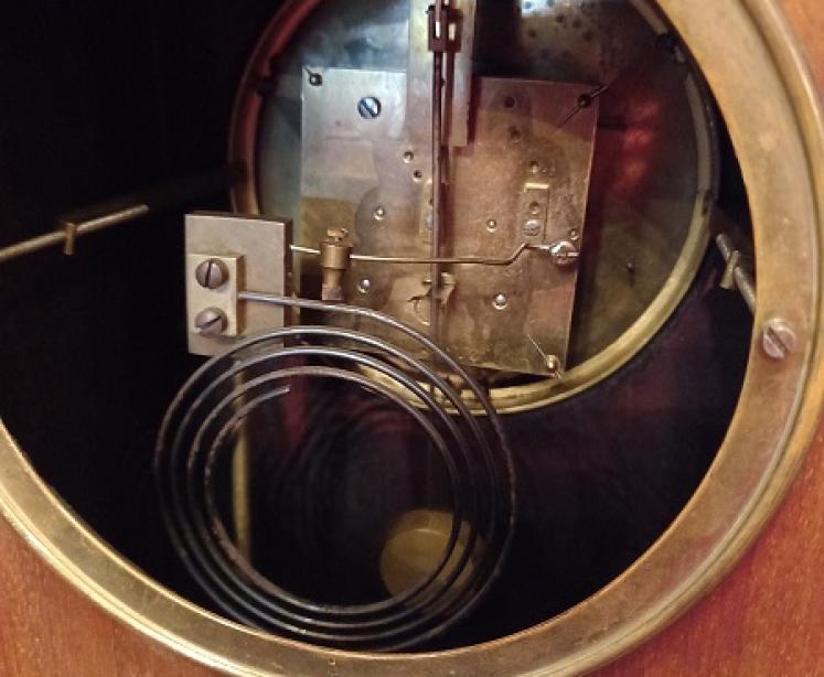 Antique Sheraton Inlaid Striking Bracket Clock - Image 5