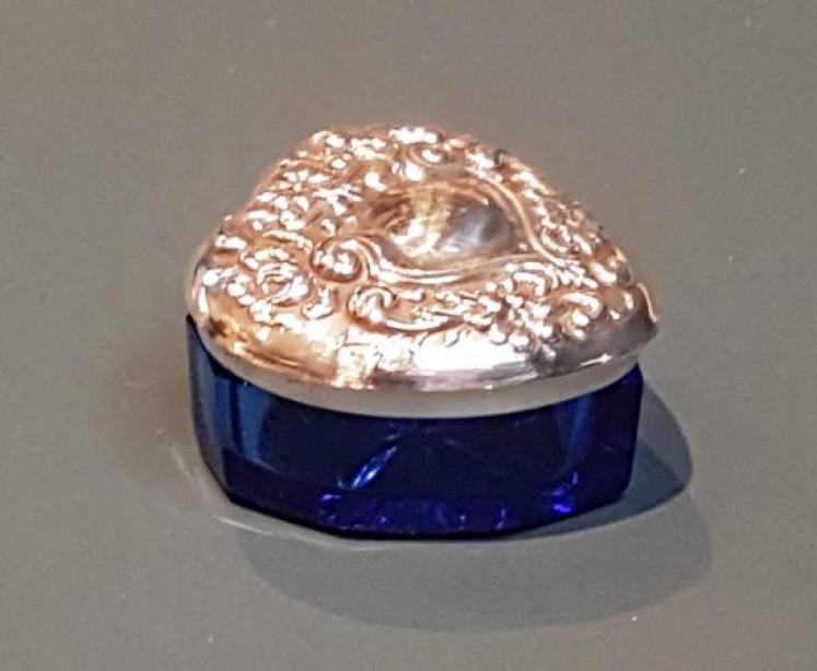 Silver and Bristol Blue Heart Shaped Box - Image 5