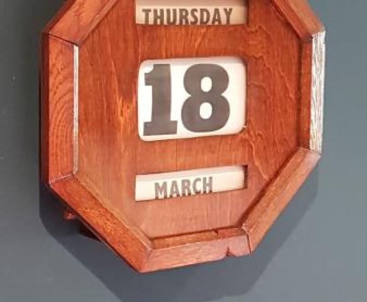 1920's Oak Perpetual Wall Calendar - Image 2