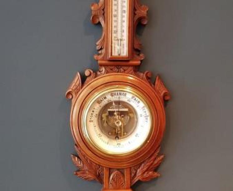 Superb Antique Carved Walnut Banjo Barometer  - Image 1
