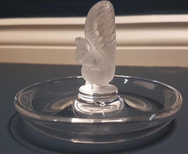 Lalique Squirrel Pin Tray - Image 2