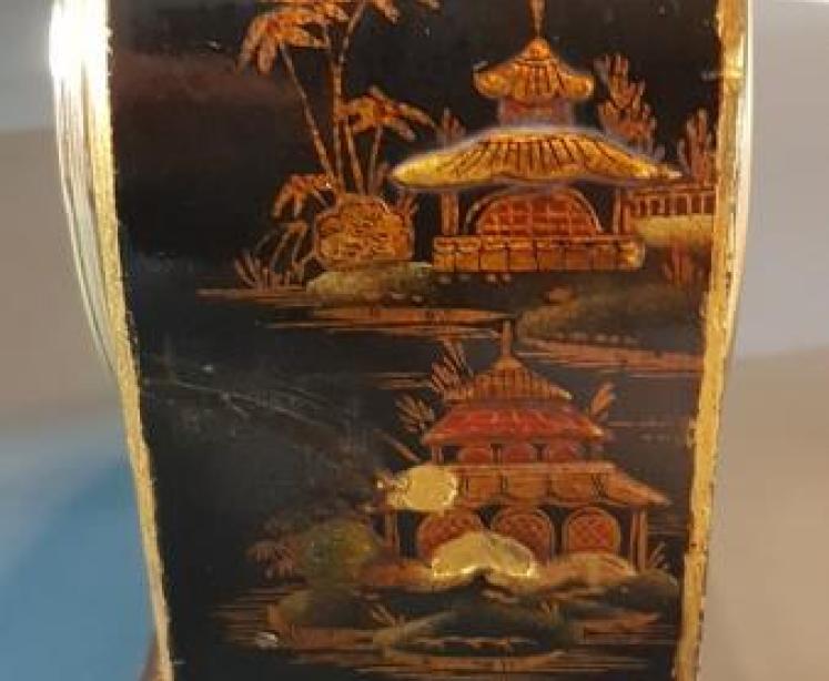 Antique Chinoiserie 8 Day Paris Made Mantel Clock - Image 2