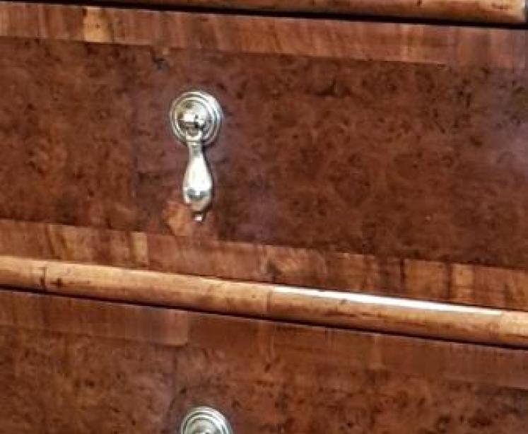 Fine William and Mary Period Walnut Chest - Image 4