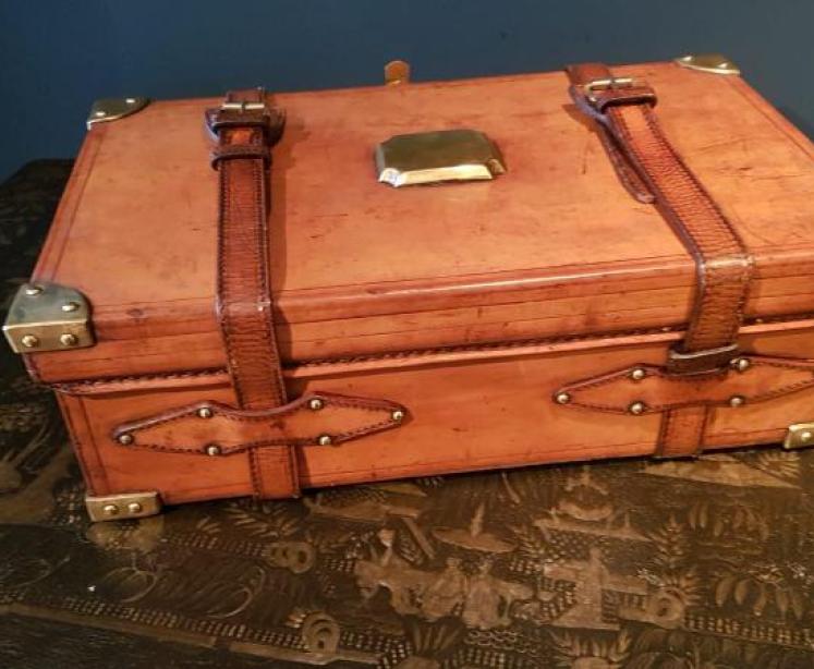 Antique Leather Cartridge Magazine - Image 2