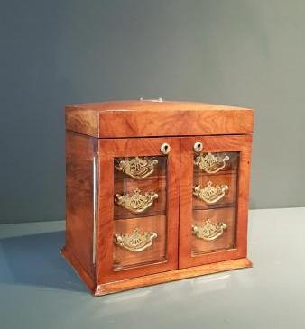 Victorian Figured Walnut Dome Top Jewellery Box