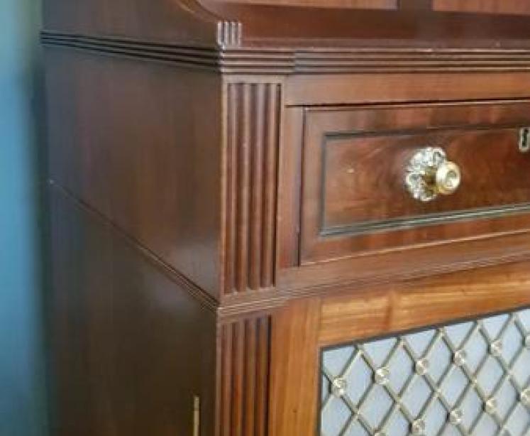 Fine Quality Regency Mahogany Bookcase Cabinet - Image 6