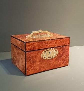 Fine Quality Victorian Walnut Jewellery Box