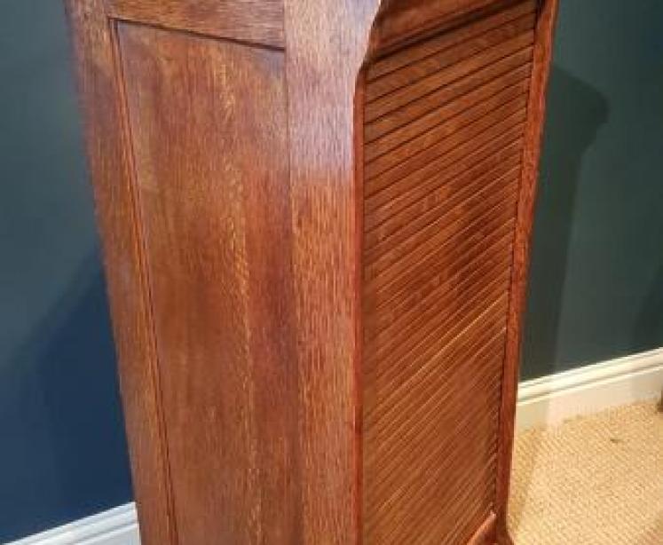Late Victorian Globe Wernicke Oak Filling Cabinet - Image 3