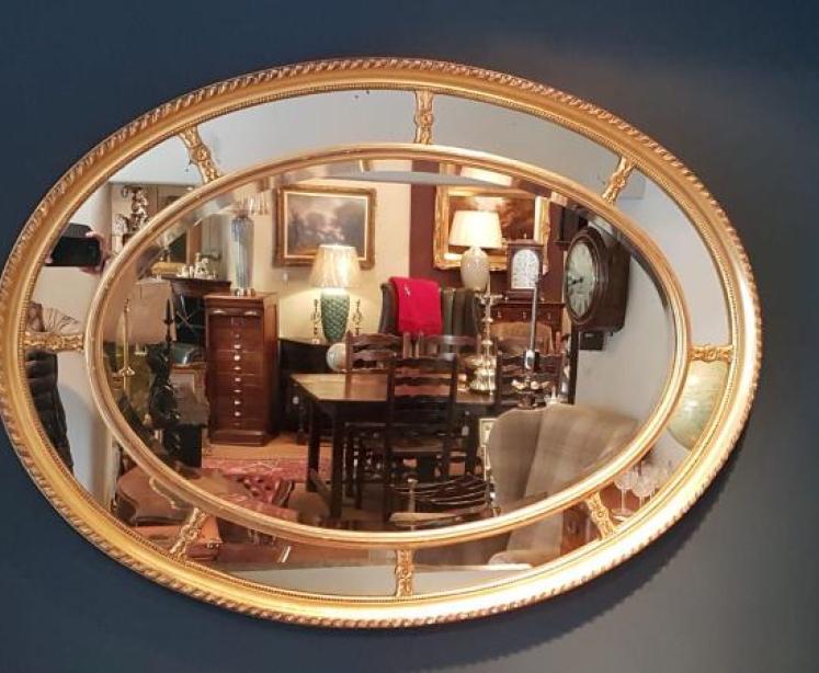 Large Victorian Oval Gilt Segmented Mirror  - Image 1