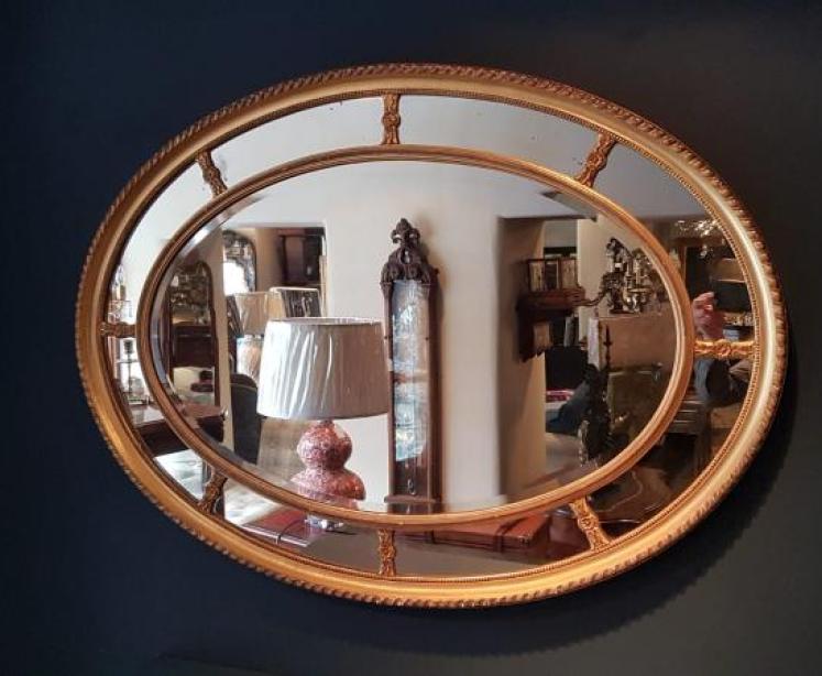 Large Victorian Oval Gilt Segmented Mirror  - Image 2