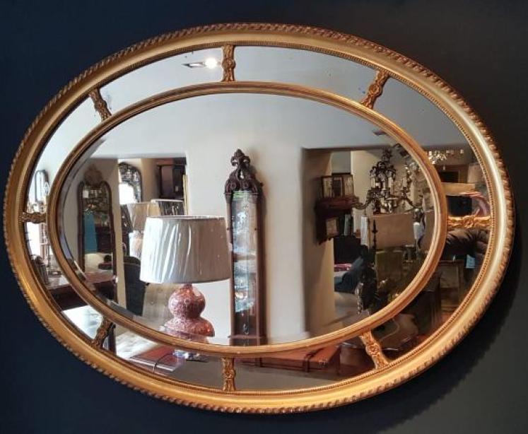 Large Victorian Oval Gilt Segmented Mirror  - Image 4