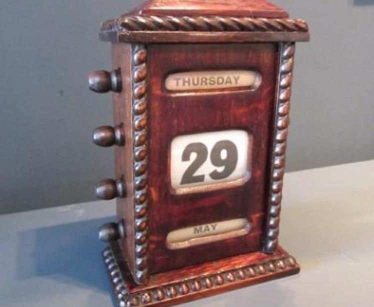 Edwardian Period Oak Perpetual Desk Calendar - Image 1