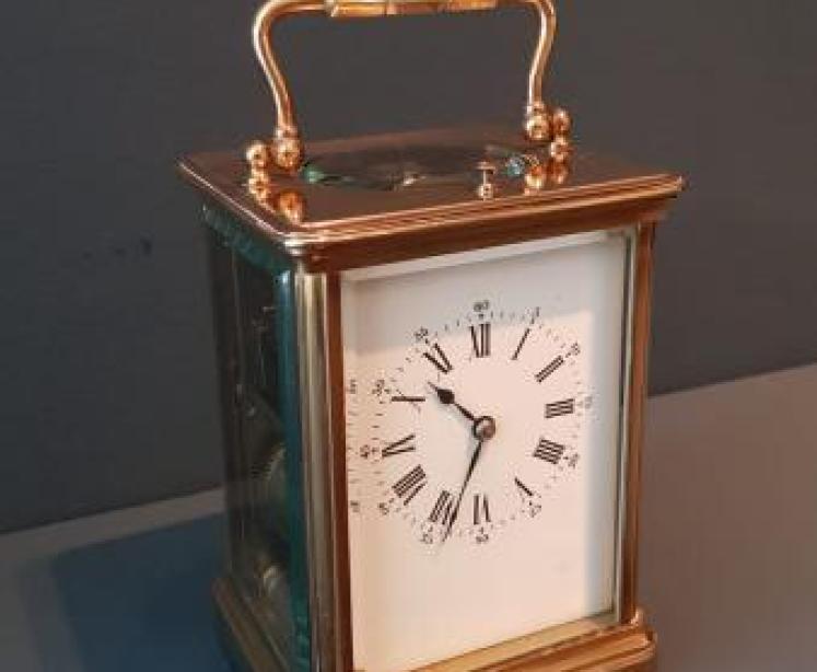 Victorian Striking Carriage Clock in Original Case - Image 1