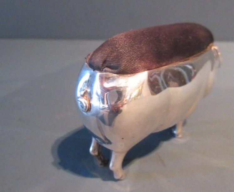 Edwardian Period Silver 'Pig' Pin Cushion - Image 3