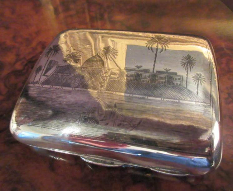 Antique Silver Neillo Engraved Case - Image 1