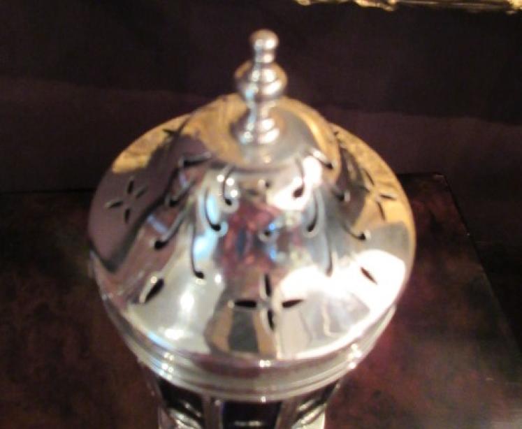 Edwardian Period Solid Silver Castor - Image 3