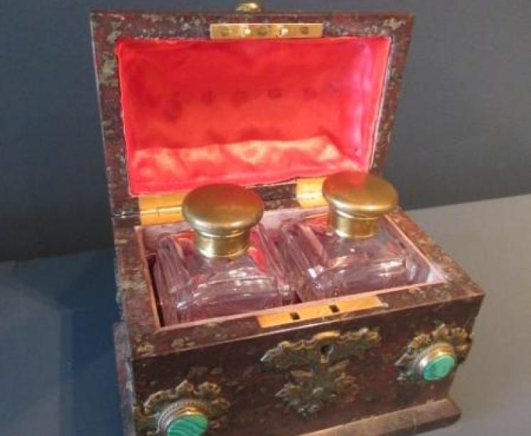 Fine 19th Century French Serpentine Marble Casket - Image 7