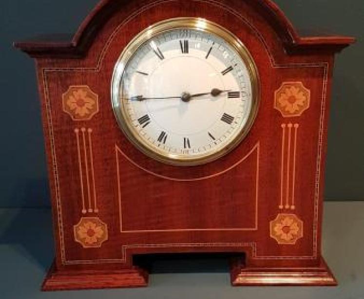 Fine Quality Inlaid Mahogany Mantel Clock  - Image 5