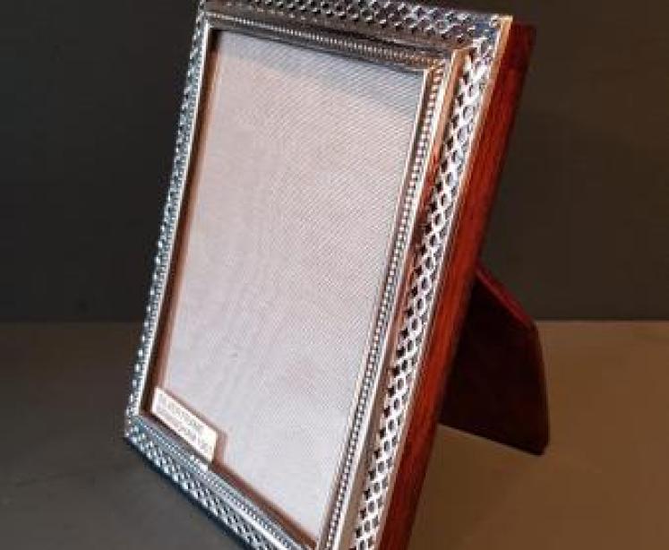 Superb Victorian Pierced Silver Photo Frame  - Image 3