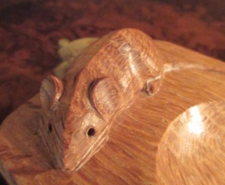 Mouseman Adzed Oak Ash Tray - Image 4