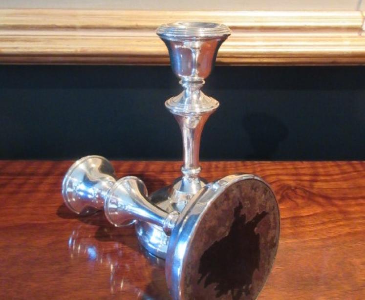 Pair of George V Period Silver Candlesticks - Image 4