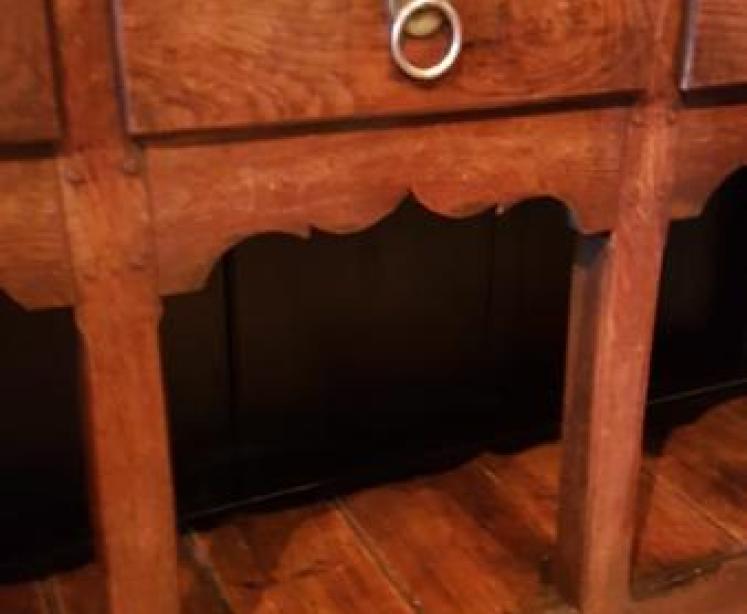 Superb George II Oak Dresser  - Image 3