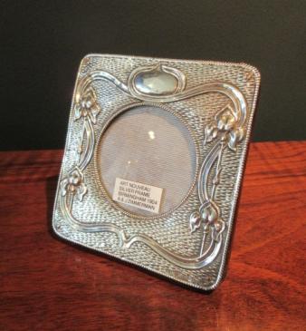 Art Nouveau Silver Flower Decoration Photo Frame