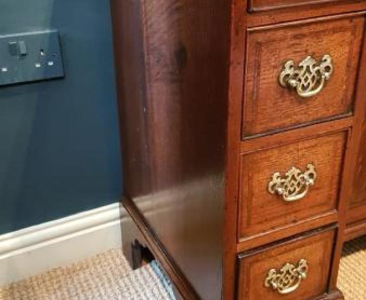 Rare Antique George II Oak Kneehole Desk - Image 7