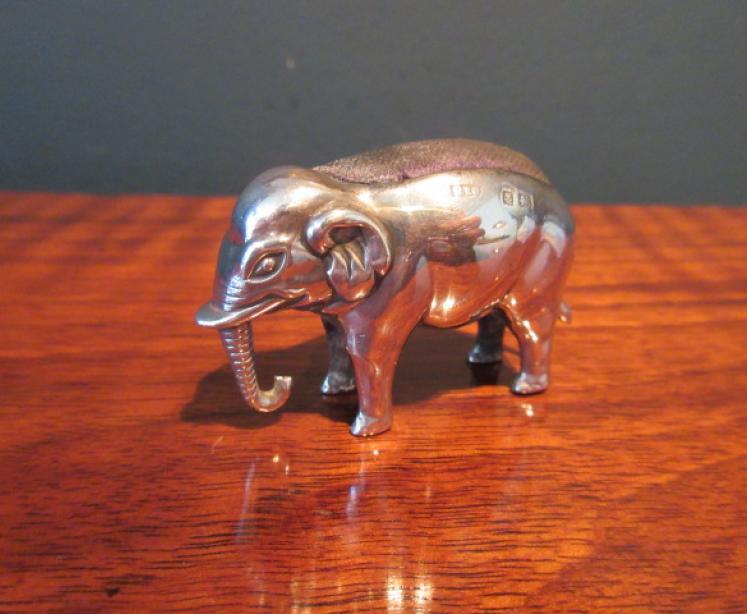 Rare Edwardian Period Silver Elephant Pin Cushion - Image 2