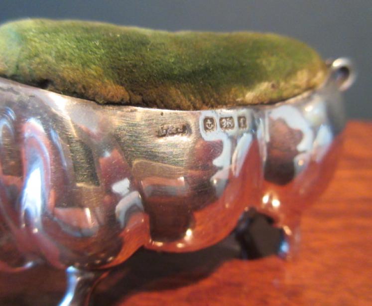 Large Antique Silver Pig Pin Cushion - Image 3